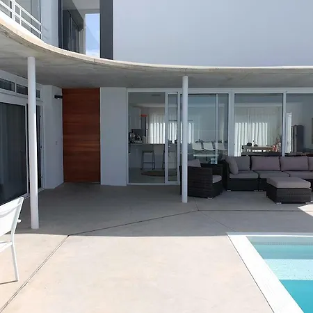 Luz Villa